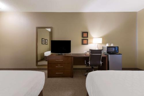 Comfort Inn East