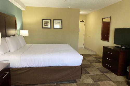 Wyndham Garden Newark Fremont Silicon Valley