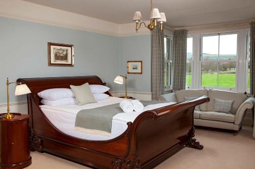 Burythorpe House - image 11