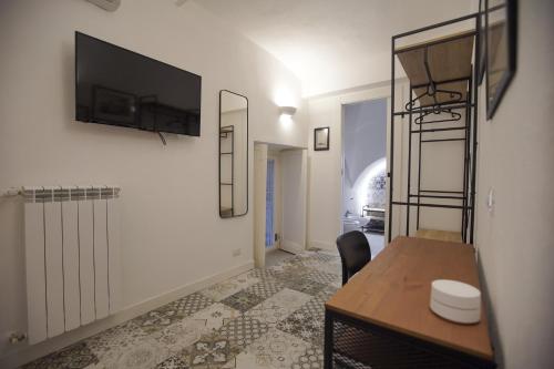 Double Room image 1