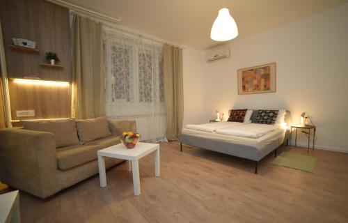 Cloud Downtown apartment