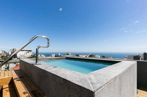 Luxury new studio - patio+pool