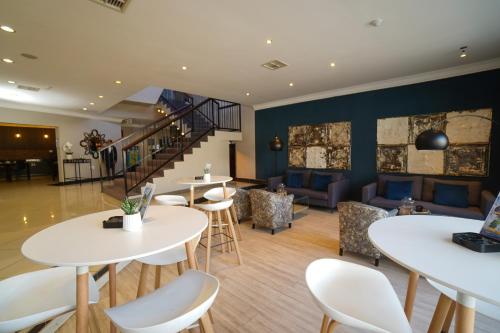 Bar/lounge, INANI Hotels Gallagher  in Midrand
