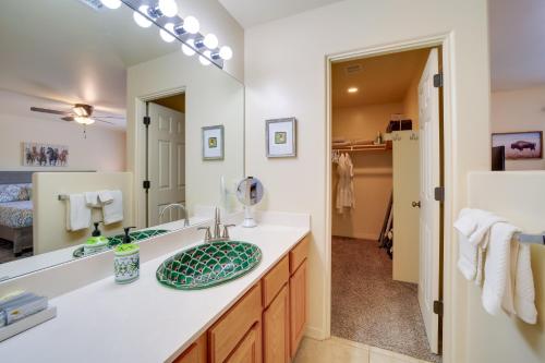 Red Rock Retreat with Patio 3Mi to Downtown Sedona! - image 10