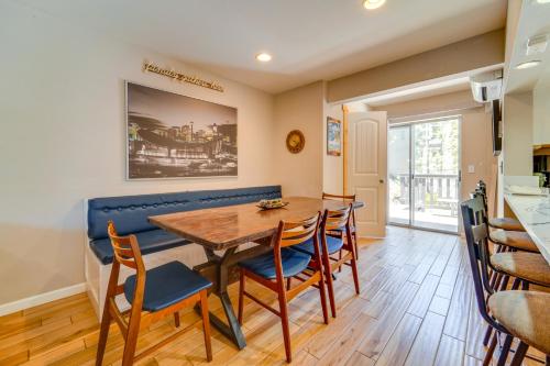 Incline Village Retreat Near Skiing and Beaches in อินไคลน์วิลเลจ (เนวาดา)