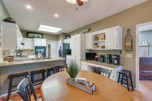 Bella Vista Home with Swim Deck on Loch Lomond! - image 7