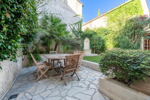 La Célestine - Belle maison en pierre de 250m2 avec jardin