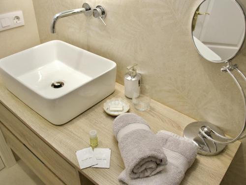 Apartment image 10