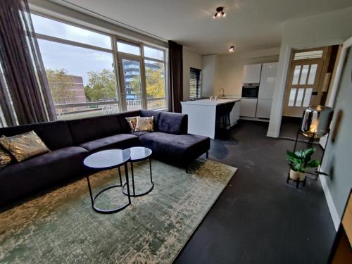 K50167Spacious and modern apartment near the city center, free parking in Oude Gracht-West