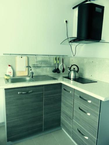 Cozy apartment near the airport in Babite