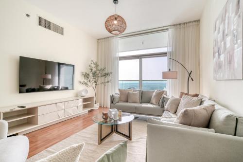 Beach Towers A, Reem Island Abu Dhabi - Mint Stay photo 3