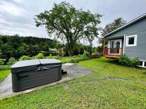 Chalet BIA - Au courant des 2 rivières (Chalet BIA - Au courant des 2 rivieres) in Laimridža (QC)