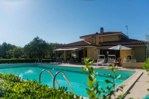 House with a swimming pool - Villa San Giorgio