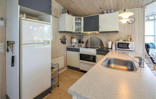 Lovely Home In Thisted With Kitchen