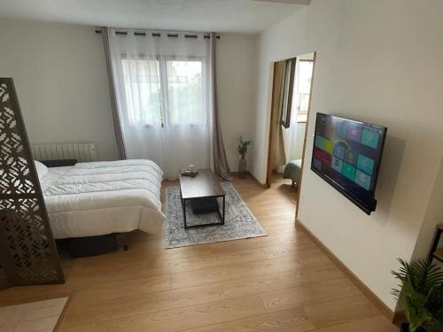 Charmant appartement plein centre 250m de la gare 30mn de Paris