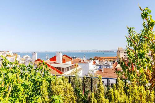 110m2 flat, large terrace with a view and a garden, Лиссабон (фото 7)
