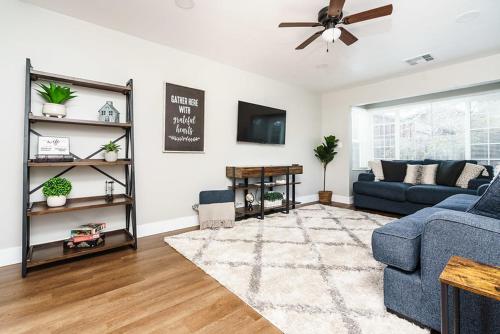 Entire 2 Bedroom Pet Friendly Cottage Home in 阿爾派恩 (CA)