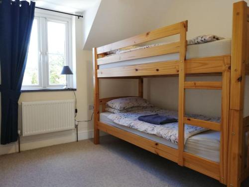 Cwtch Cottage-sleeps 6