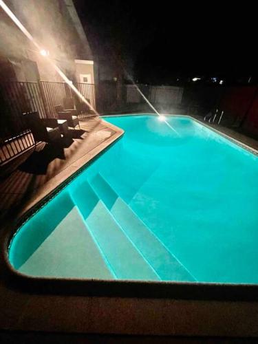 Kilátás, Glendora Pool Home Retreat in Glendora