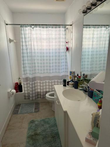 Beautiful Private Home Near Sawgrass 3/3 in Plantation, USA