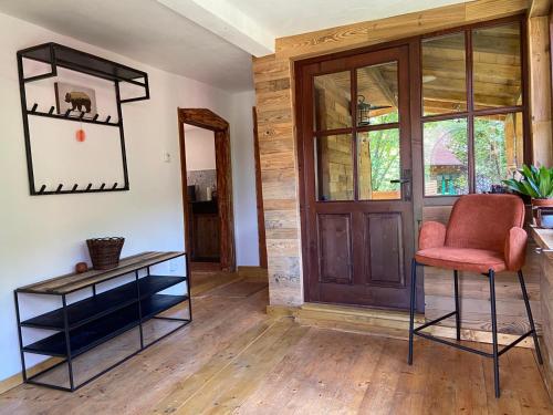 BATS CAVE HUT - Transylvania - Hot-Tub - Sauna in Salciua