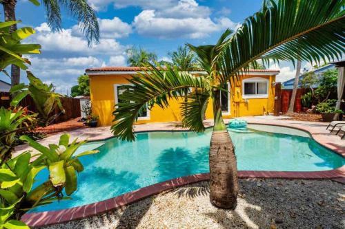 Tropical Paradise in Fort Lauderdale, USA