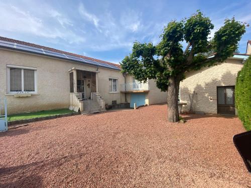 Maison au calme, 6 voyageurs - Location, gîte - Riorges