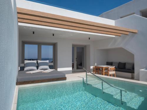 Exclusive Suite Sunset & Sea View with Pool