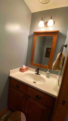Enchanted Lodge in Fitchburg, USA