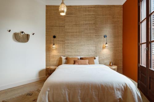 HIDALGO - Two bedroom apartment in Eixample - Tap to explore photos