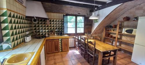 La Fàbrica de Targarona (La Fabrica de Targarona) in Torello