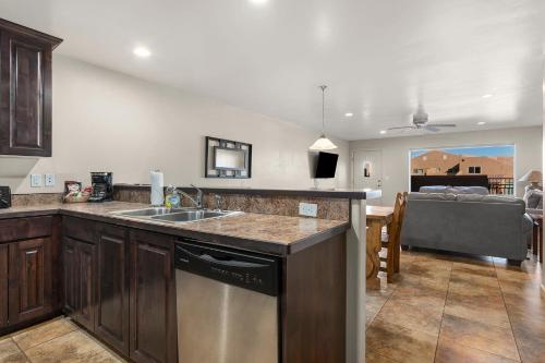 Rim Village Vista - Unit 6 - A8 - image 4