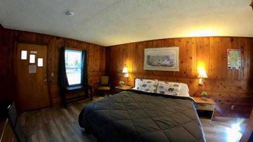 Heart of the Berkshires Motel – Pittsfield, MA