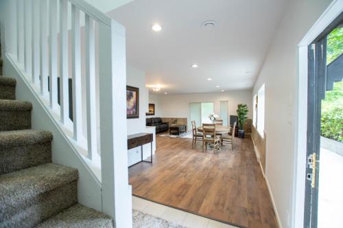 Private Mountainside Home in Chilliwack (BC)