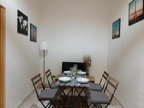 Espy Naples