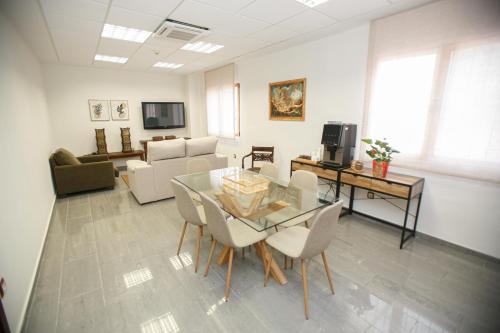 Közös társalgó / TV, El Maestrazgo in Chert