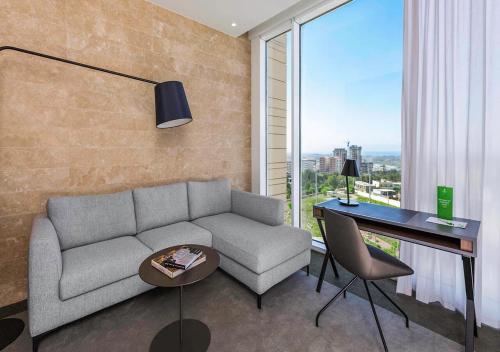 Holiday Inn Algiers - Cheraga Tower by IHG Holiday Inn Algiers - Cheraga Tower by IHG