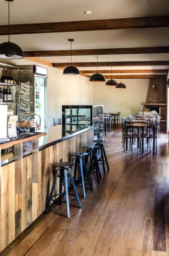 餐廳, BIG4斯圖爾特寧治澳拜客假日公園 (BIG4 Stuart Range Outback Resort) in 庫伯派蒂