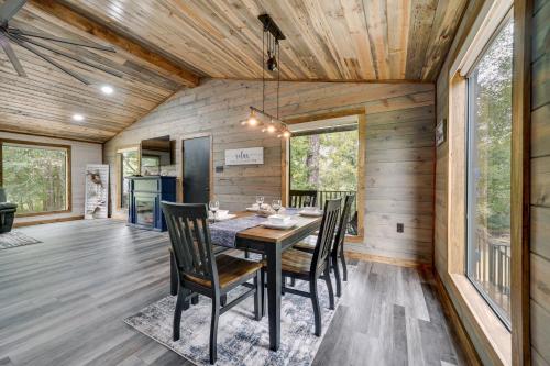 Riverfront Broken Bow Cabin with Private Hot Tub! in Broken Bow, USA