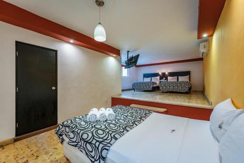 Hotel Santiago - image 2