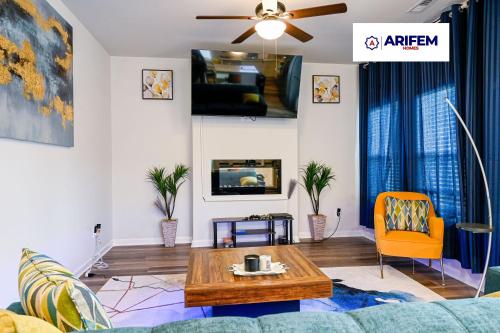 Spanking Newly Built Home! Arifem in Atlanta, USA