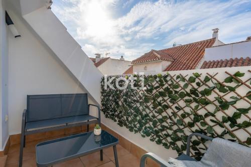 Koti Rentals - Sandy Beach Apartment - Tap to explore photos
