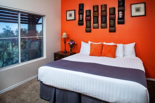 Luxury Vacation Rentals by Meridian CondoResorts detail