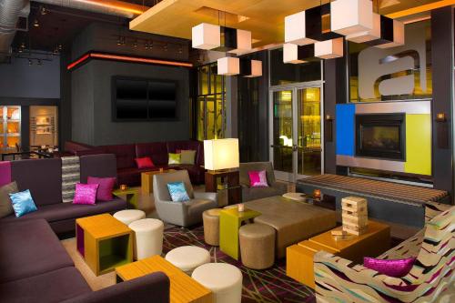 Aloft Green Bay