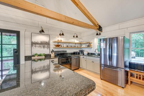 Relaxing Salem House with Boat Slip and Mtn Views! in Salem, USA