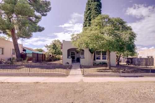 Charming Clarkdale Home - Half Mi to Downtown!