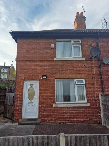 3 bed house in Dewsbury West Yorkshire - Dewsbury