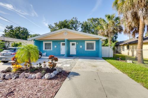 Tampa Vacation Rental about 4 Mi to Downtown!