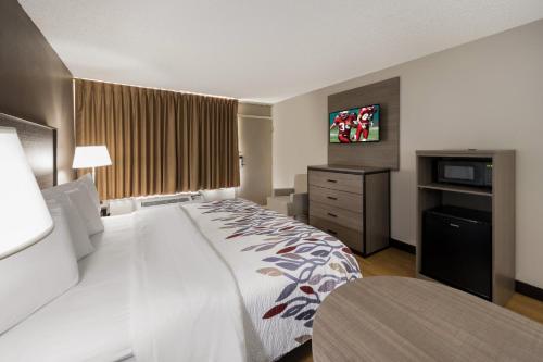 Red Roof Inn Dumfries-Quantico - image 8