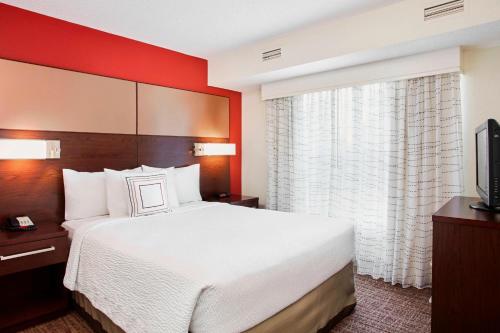 Residence Inn Detroit / Auburn Hills